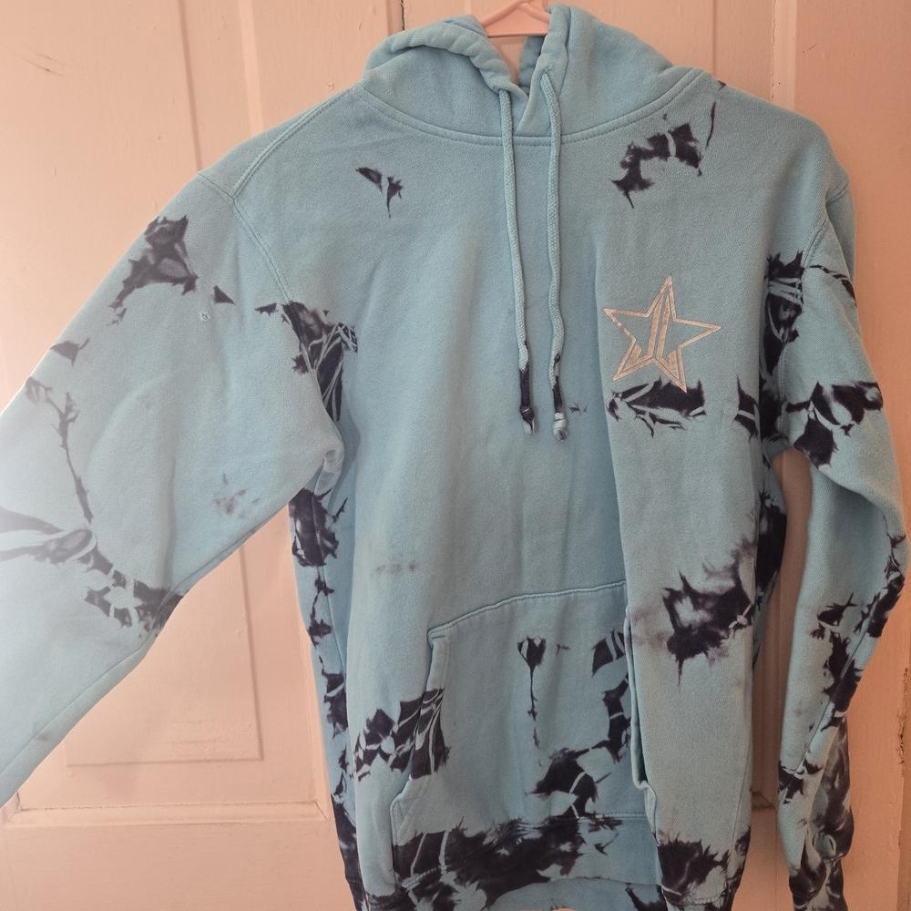 Jeffery Star Light Blue Tie-Dye Star Hoodie